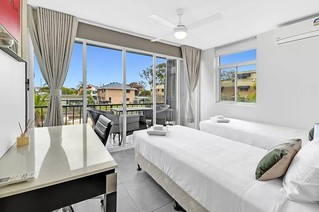 Holiday home Gold Coast Waterfront Townhouse Broadbeach Waters